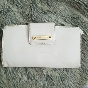 Used White Juicy Couture Wallet